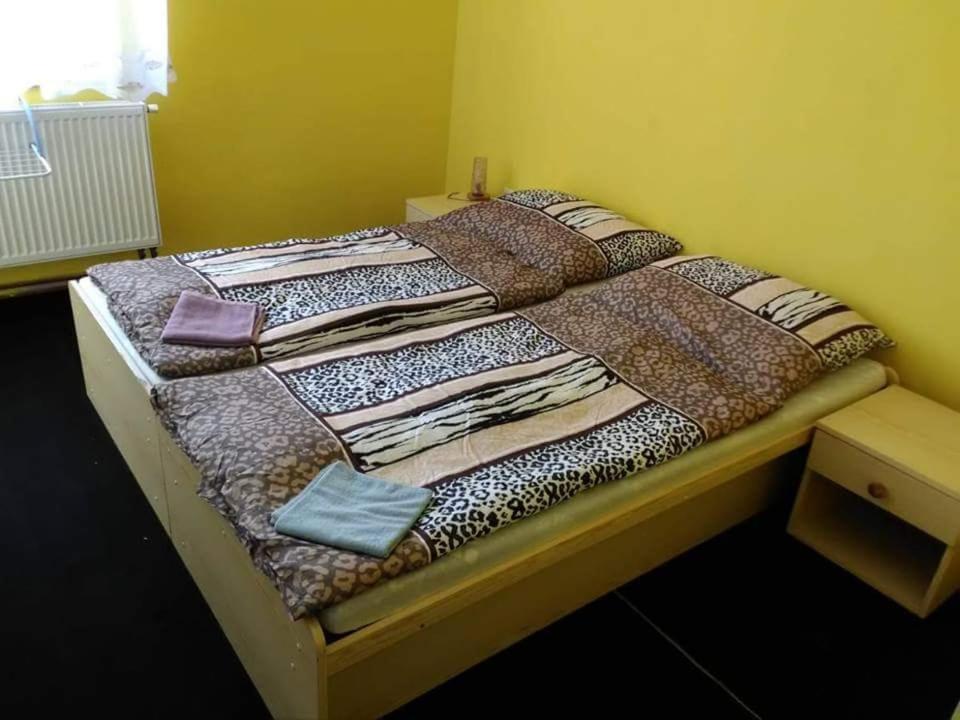 Hotel Modra Hvezda Sadská 외부 사진